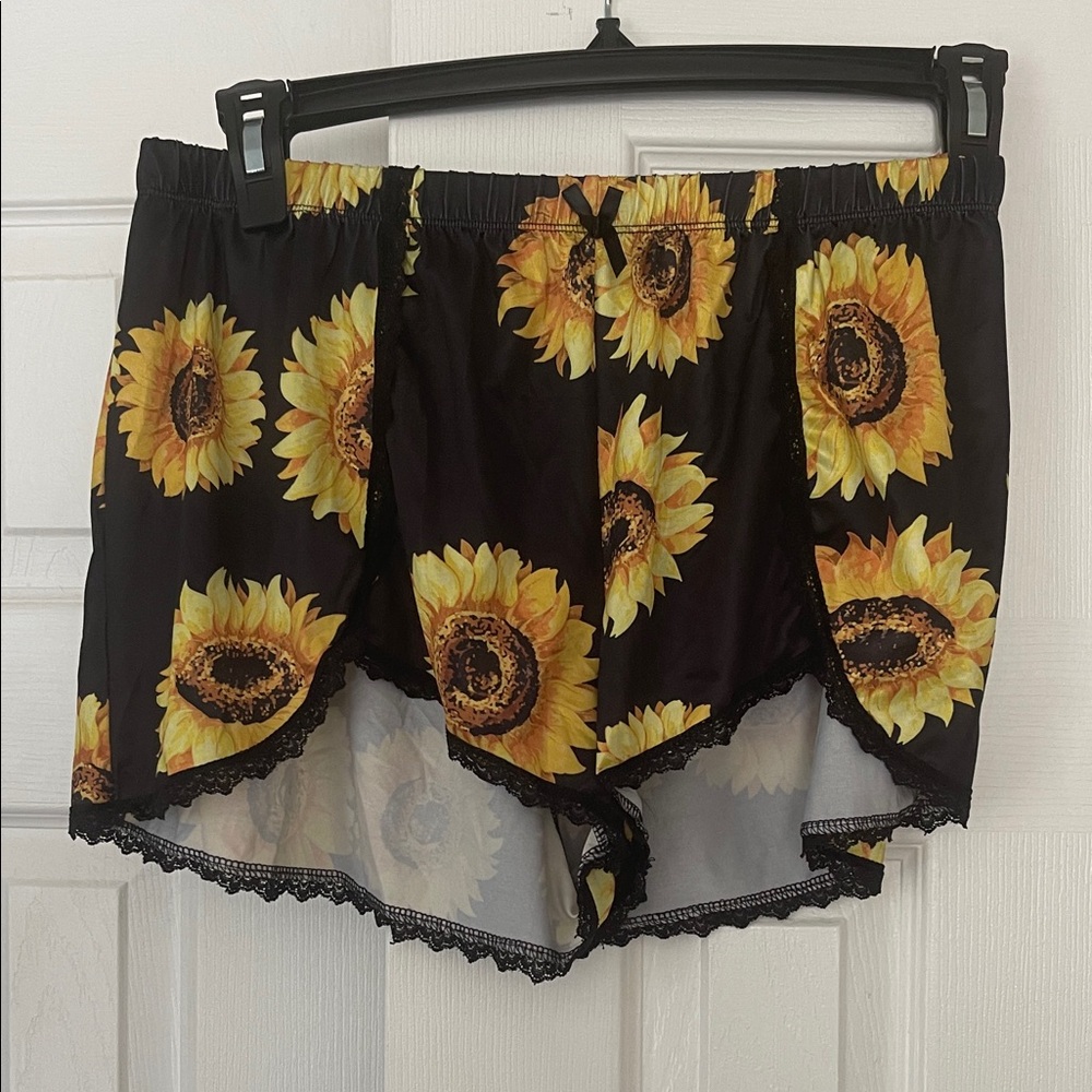 Sunflower Print Women's Sleep Shorts